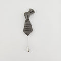 PLAIDED TIE BROOCH - GREY