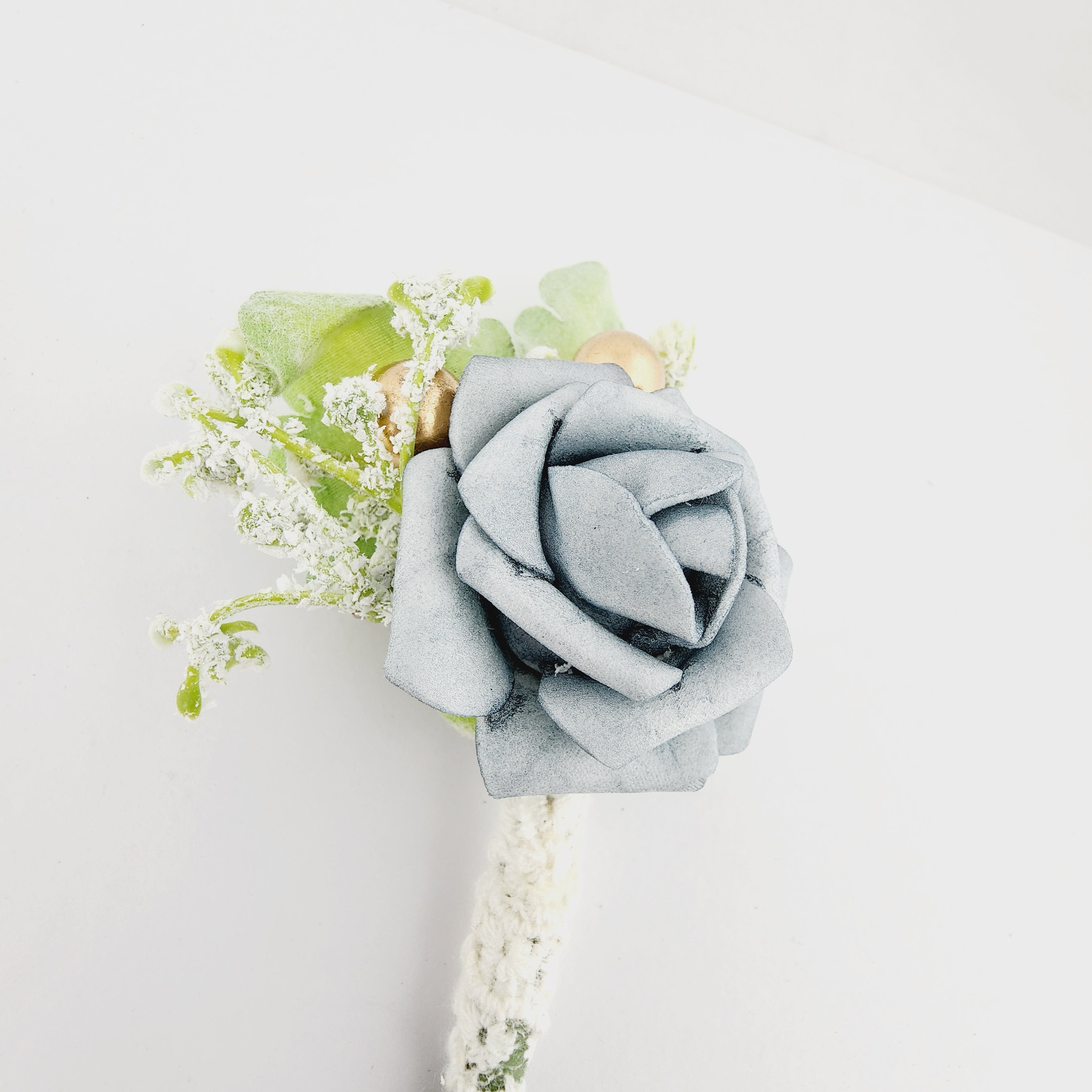 CAMELLIA - SILKY SILVER