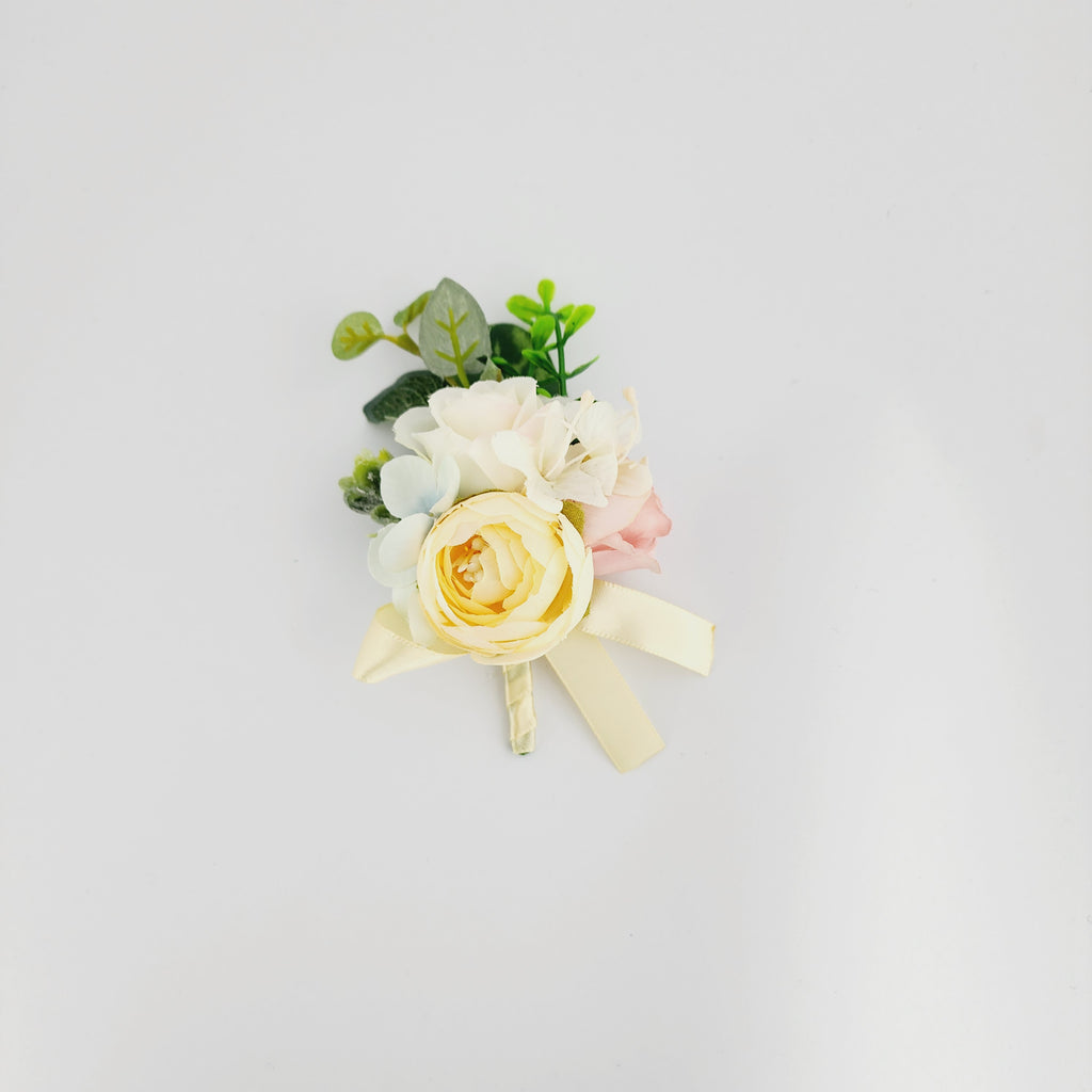 ELEGANT FLORA CORSAGE