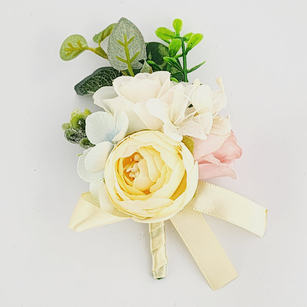 ELEGANT FLORA CORSAGE