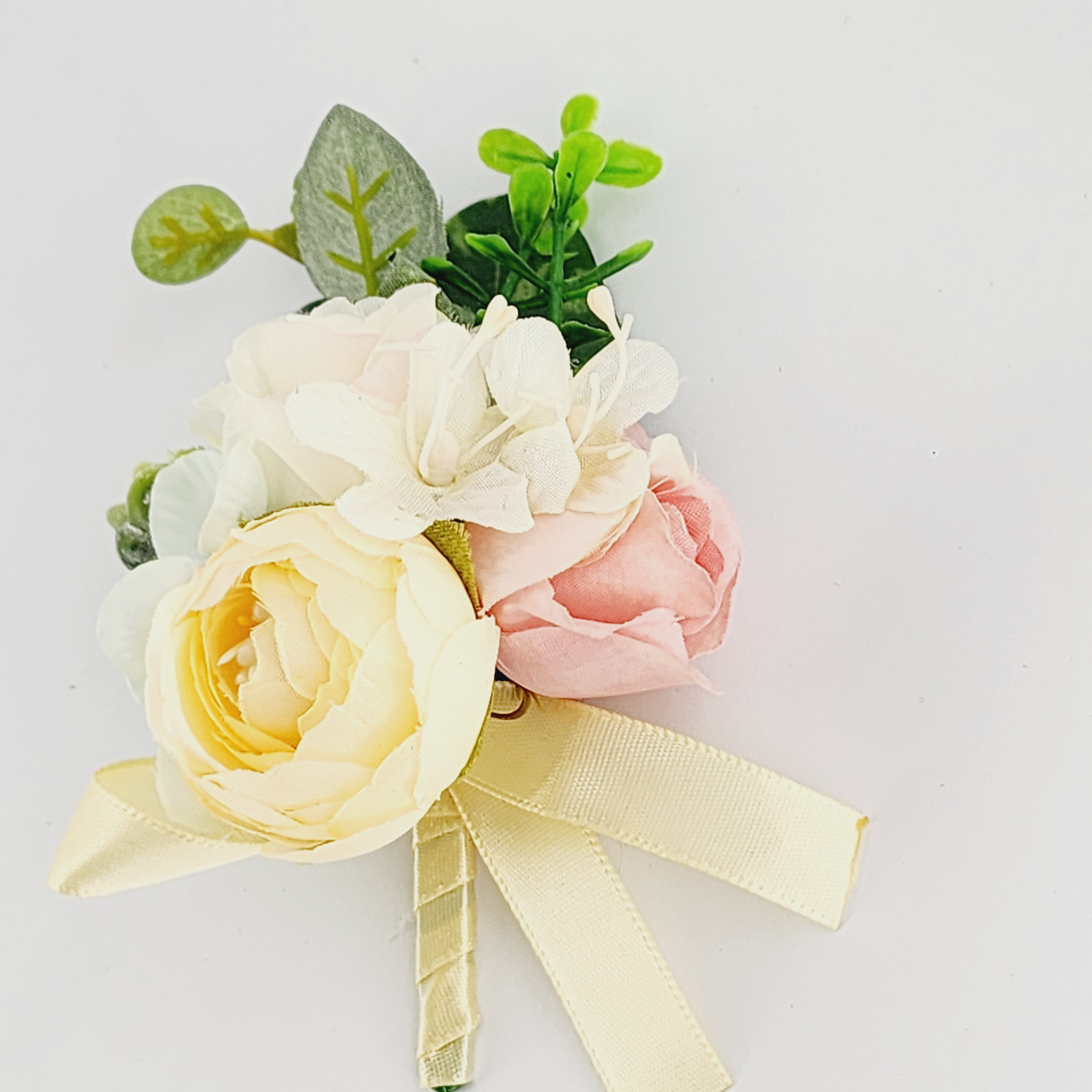 ELEGANT FLORA CORSAGE