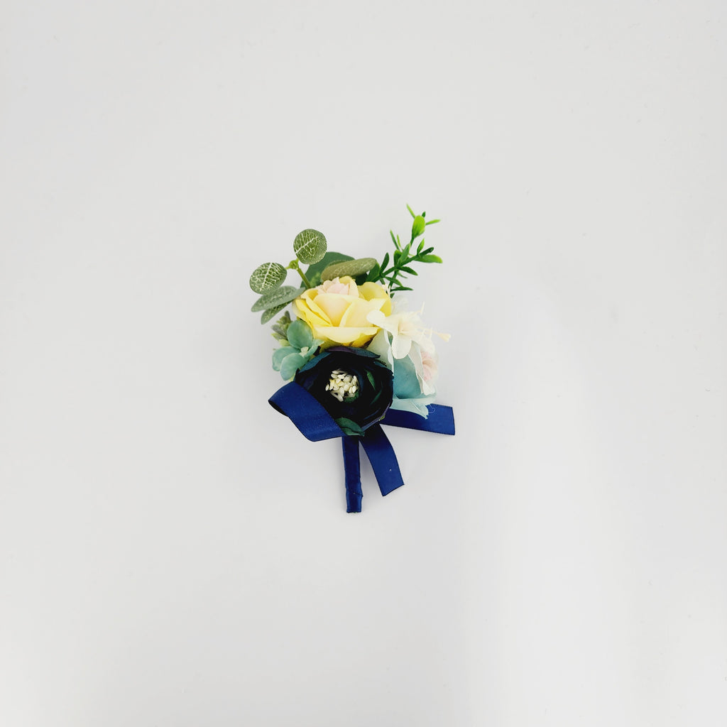 FLORAGRACE LAPEL PIN
