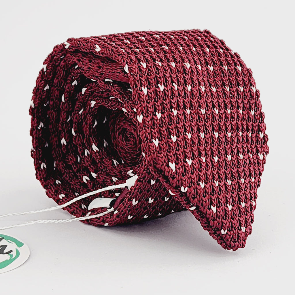 THE KNIT CLASSIC