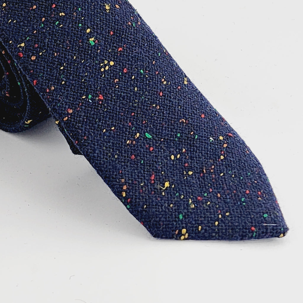 TWEED TOUCH