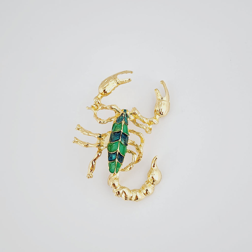 SCORPION ENAMEL BROOCH - GOLDEN GREEN
