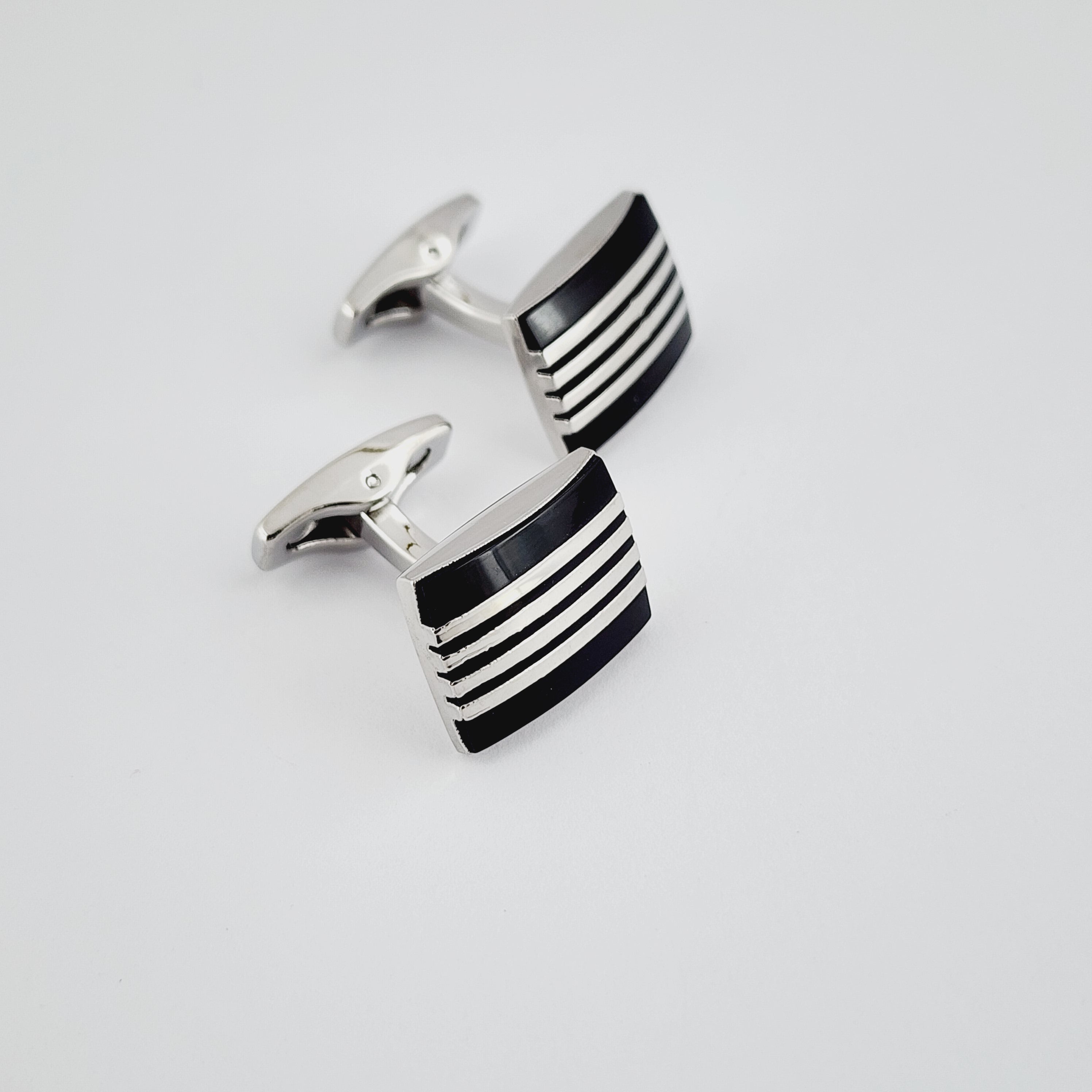 TIMELESS CLASPS