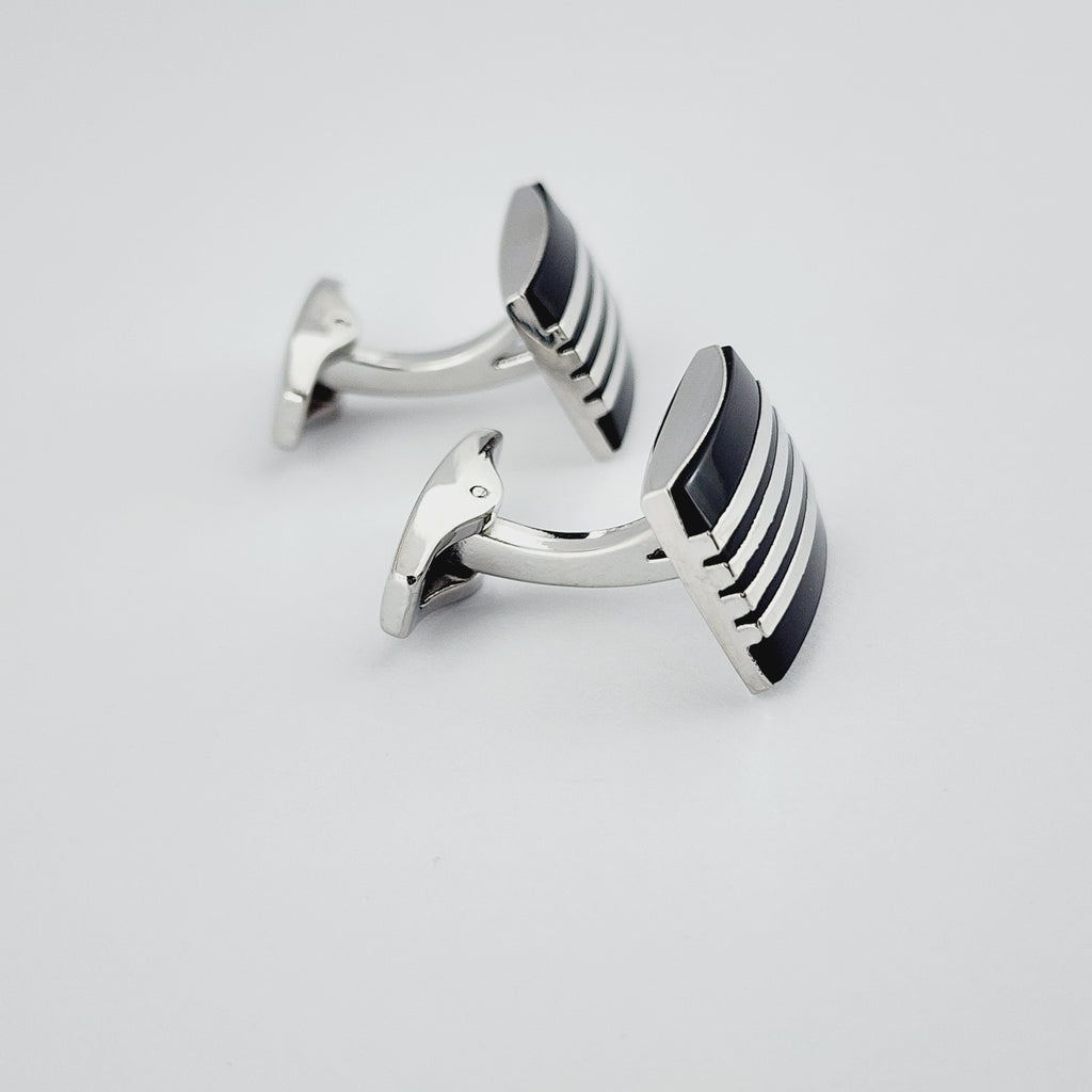 TIMELESS CLASPS
