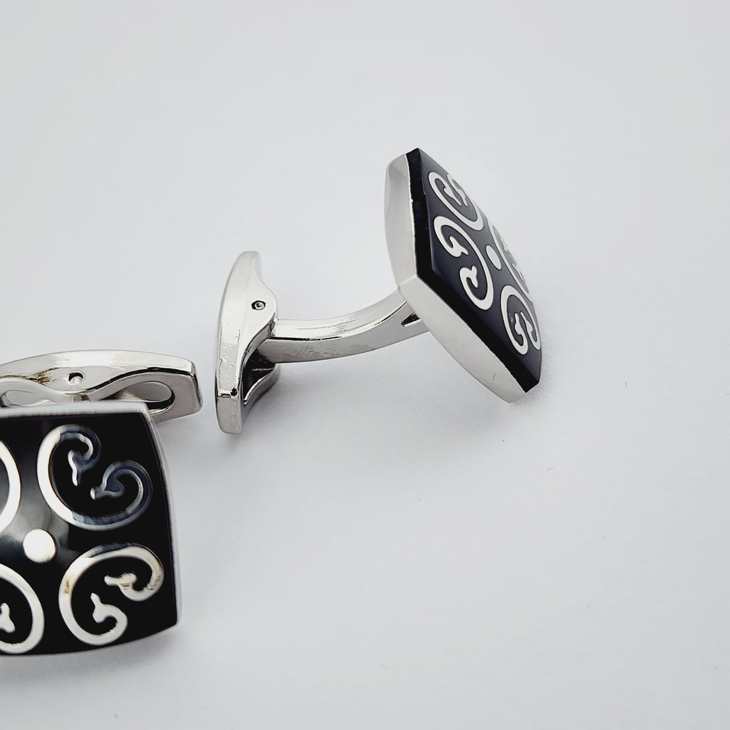 POLISHED PINS