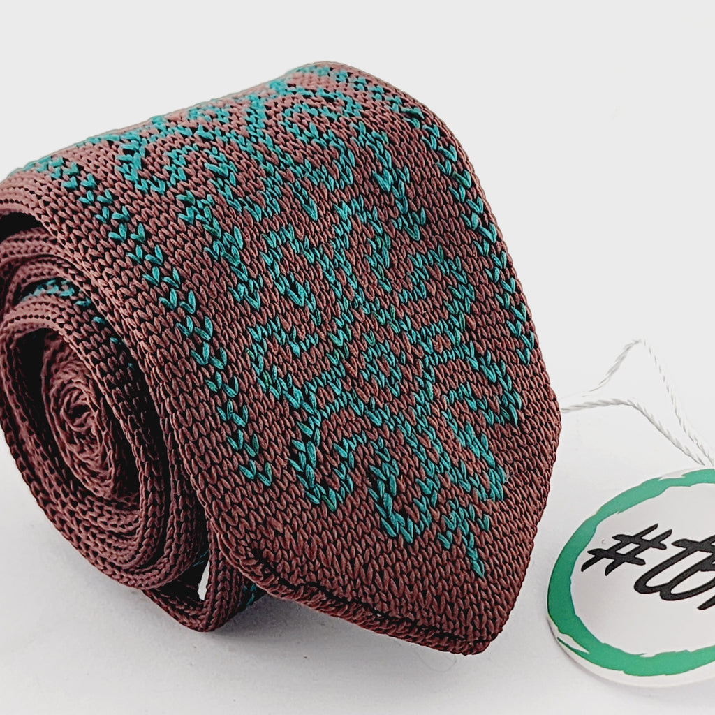 THE KNIT LINE
