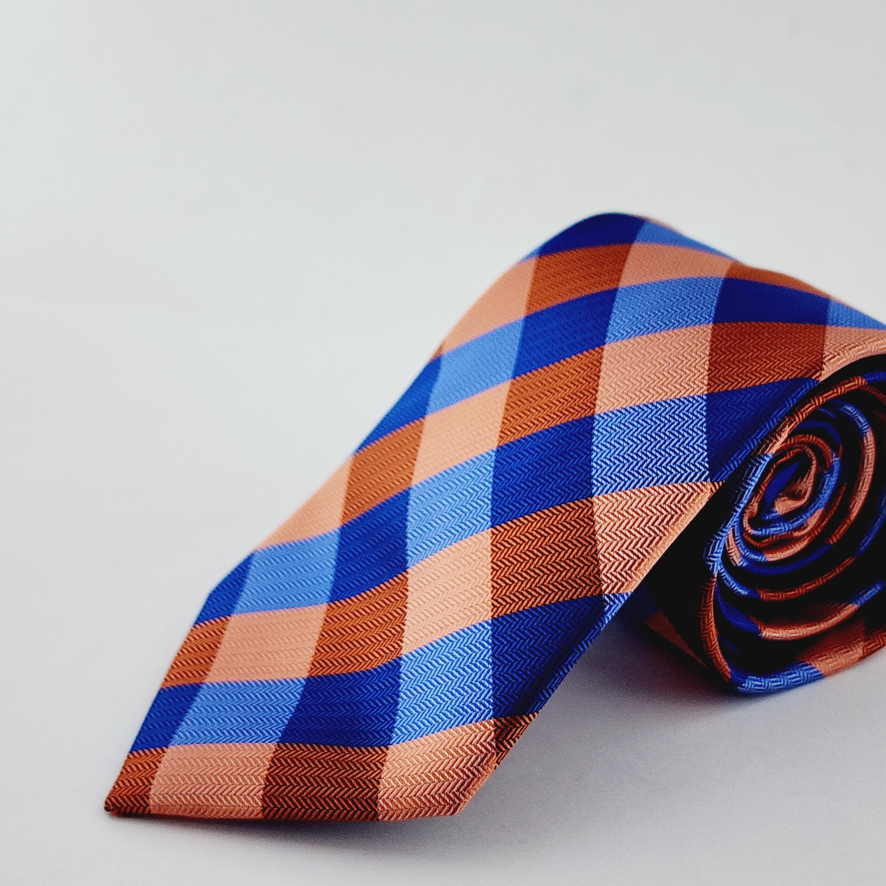 THE CHECKMATE TIE - ORANGE & ROYAL BLUE