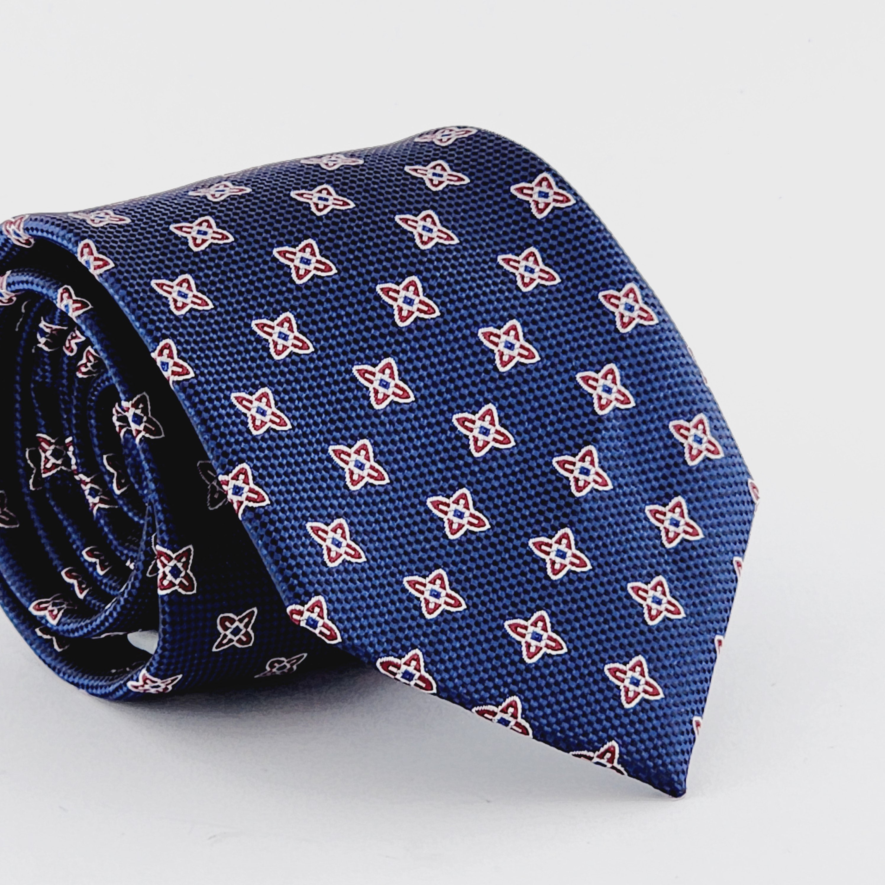 THE HIGHLAND KNOT