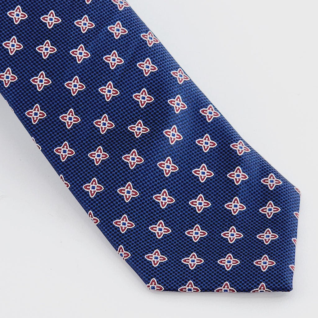 THE HIGHLAND KNOT