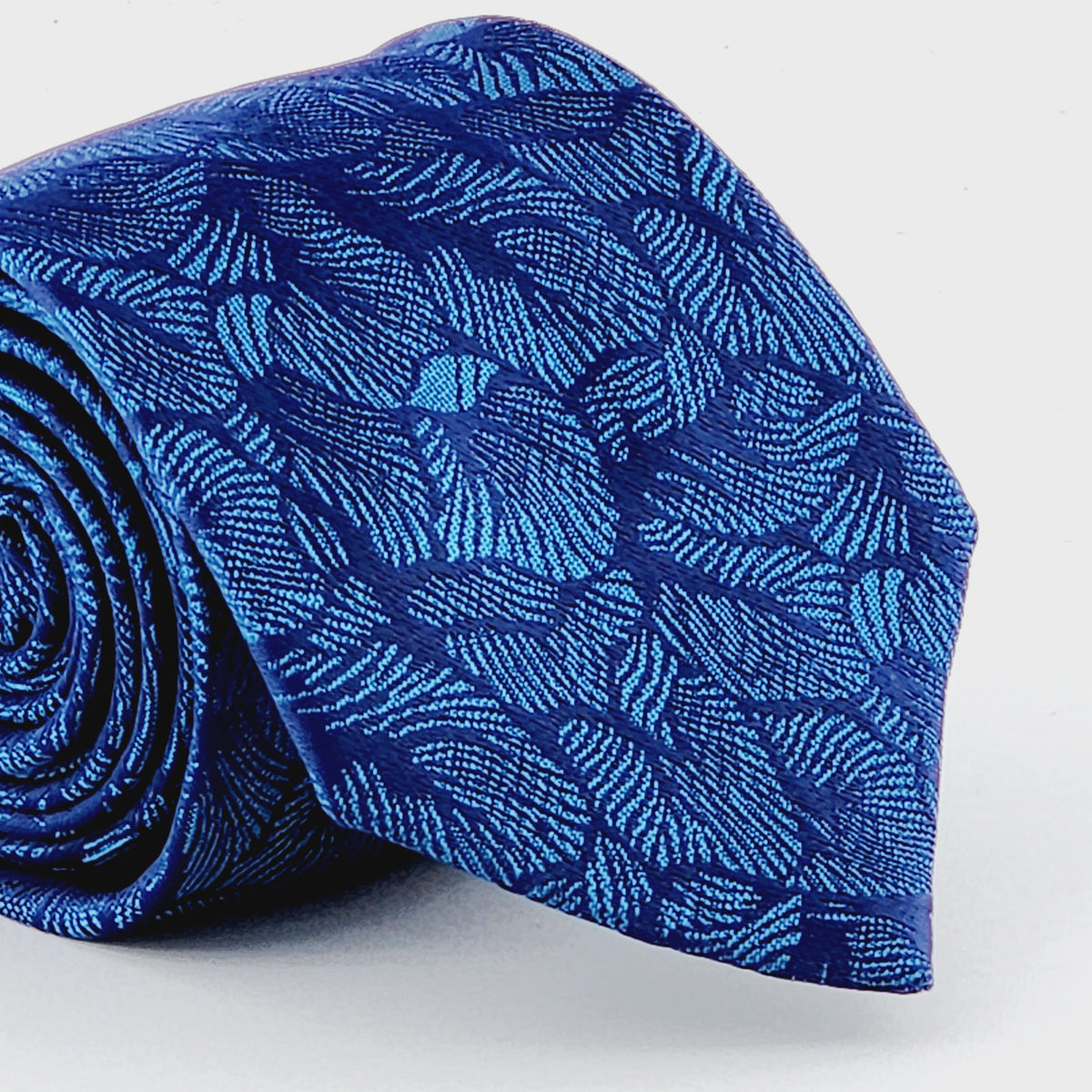 TWILIGHT VINES TIE