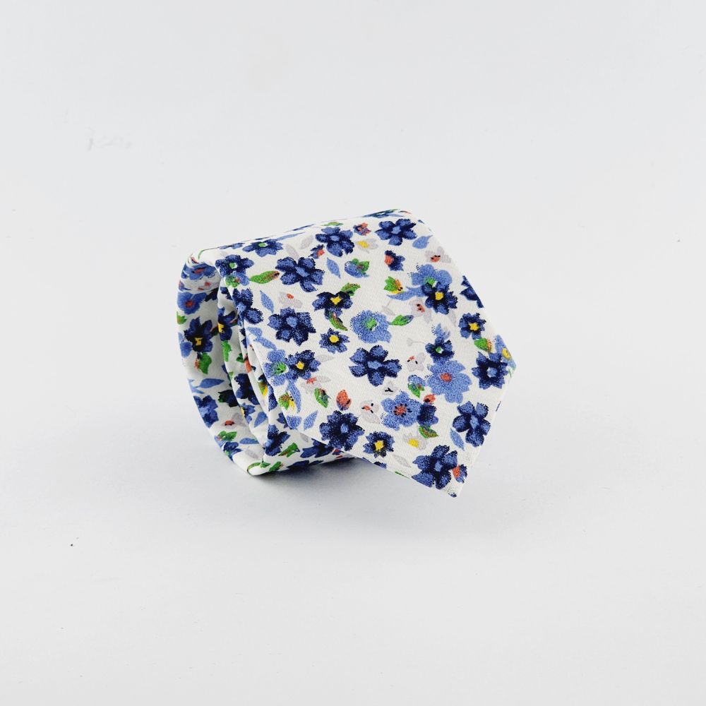 AMOUR PETALS
