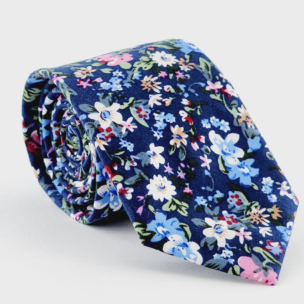 BLOOM ELEGANCE