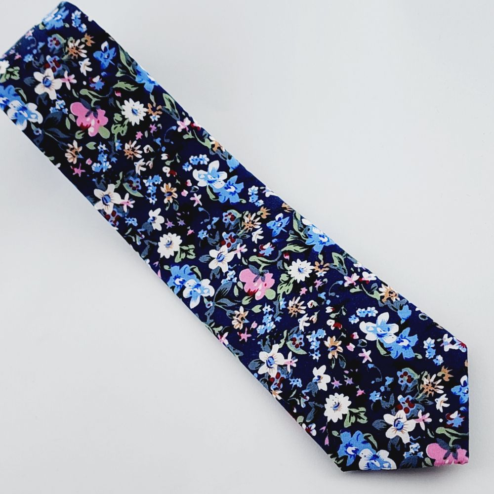 BLOOM ELEGANCE
