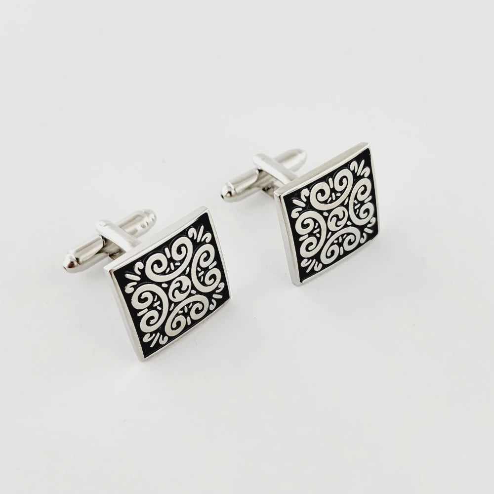 CUFFLINK - CL047