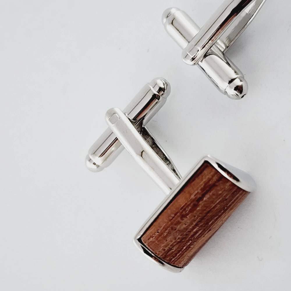 CUFFLINK - CL073