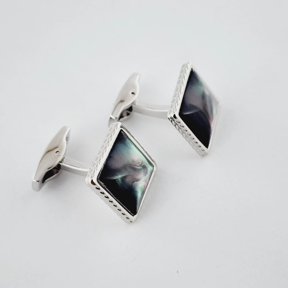 CUFFLINK - CL077