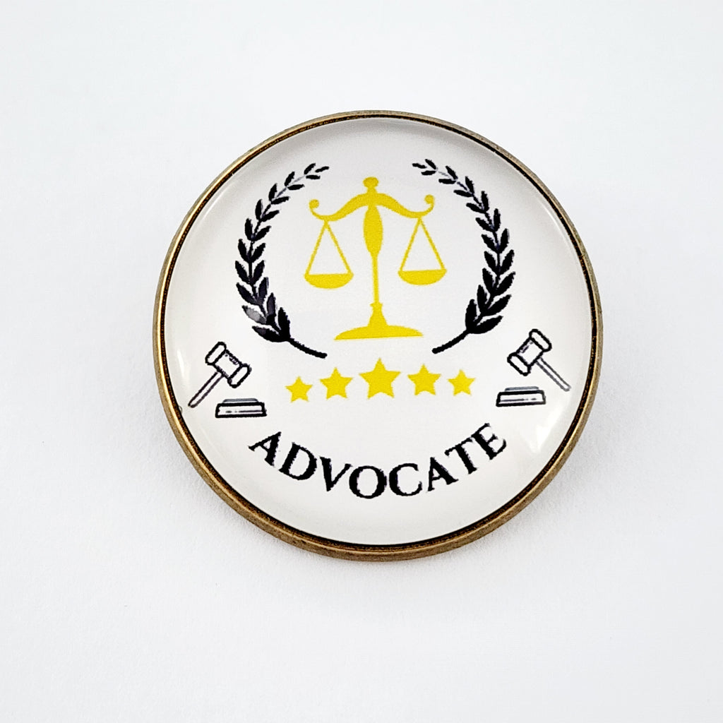 BROOCH - ADVOCATE - WHITE