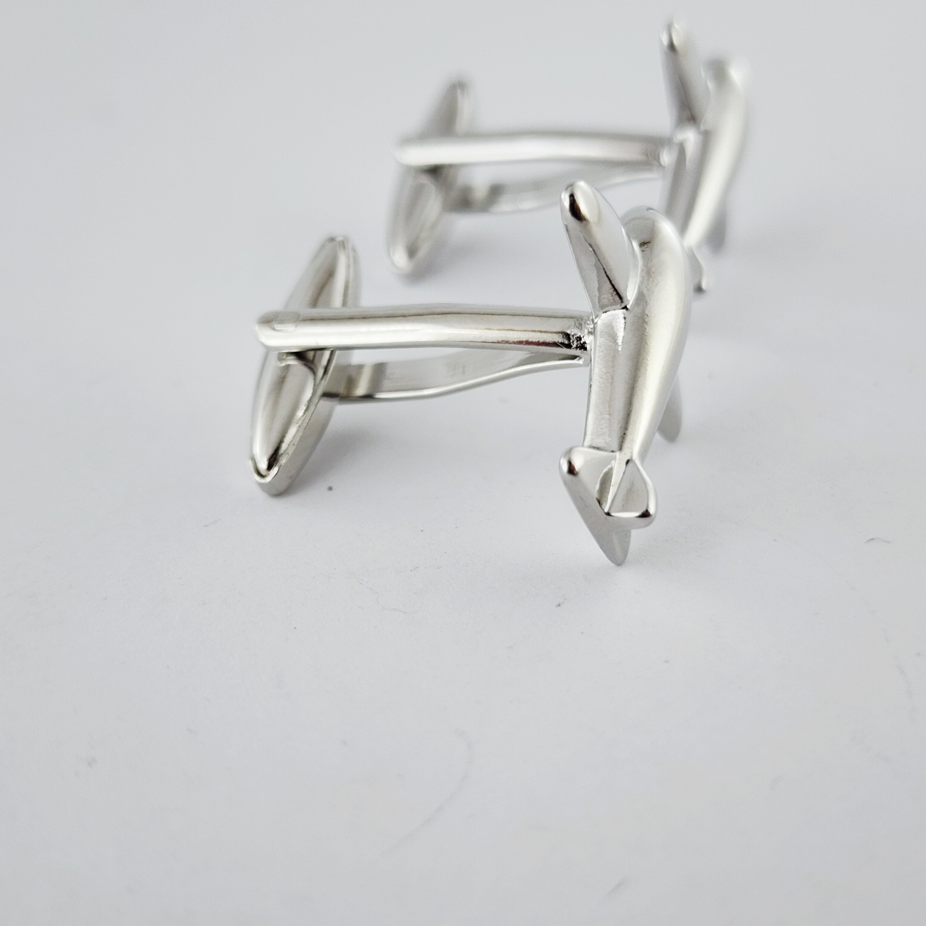 CUFFLINK - 089