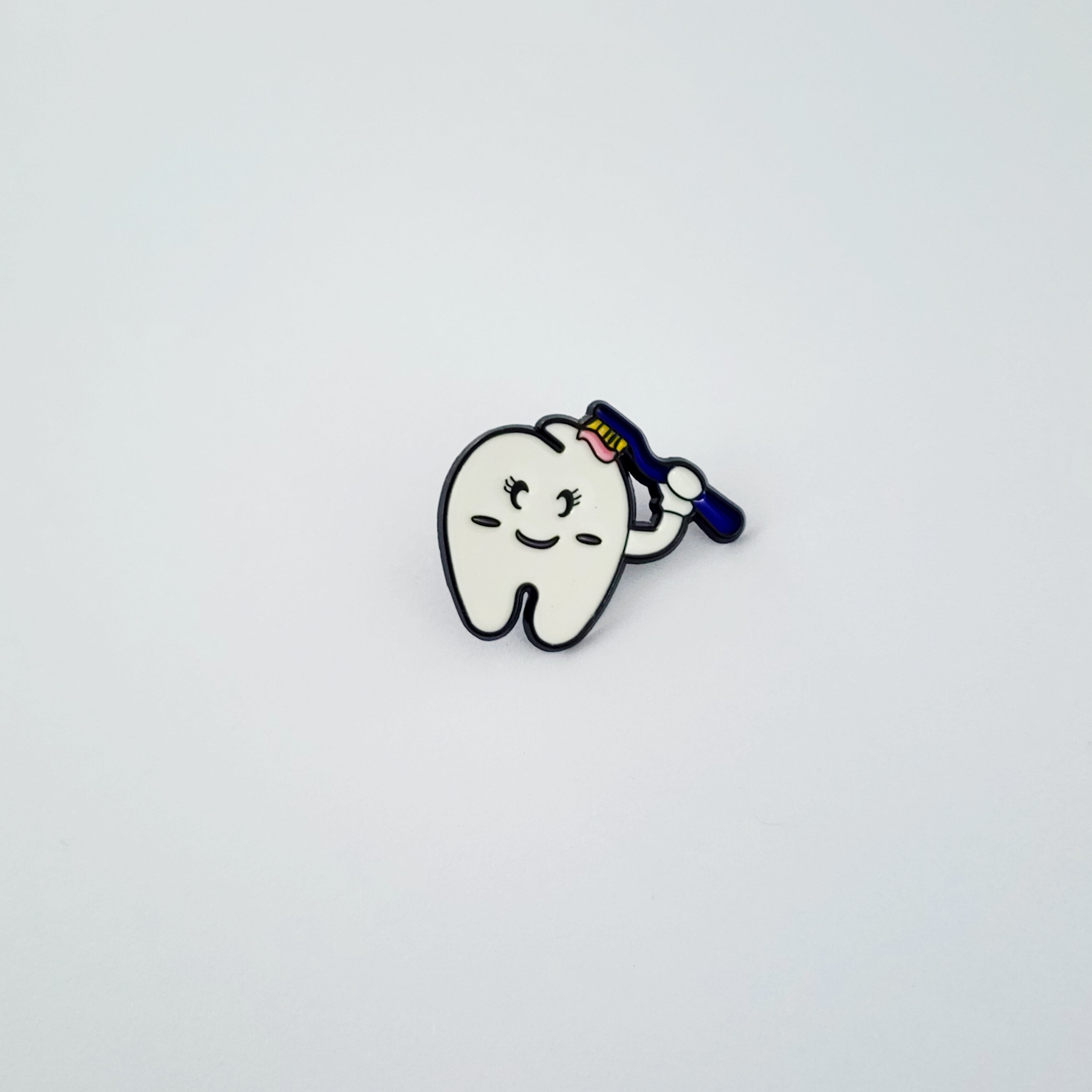 FRESH SMILE PIN