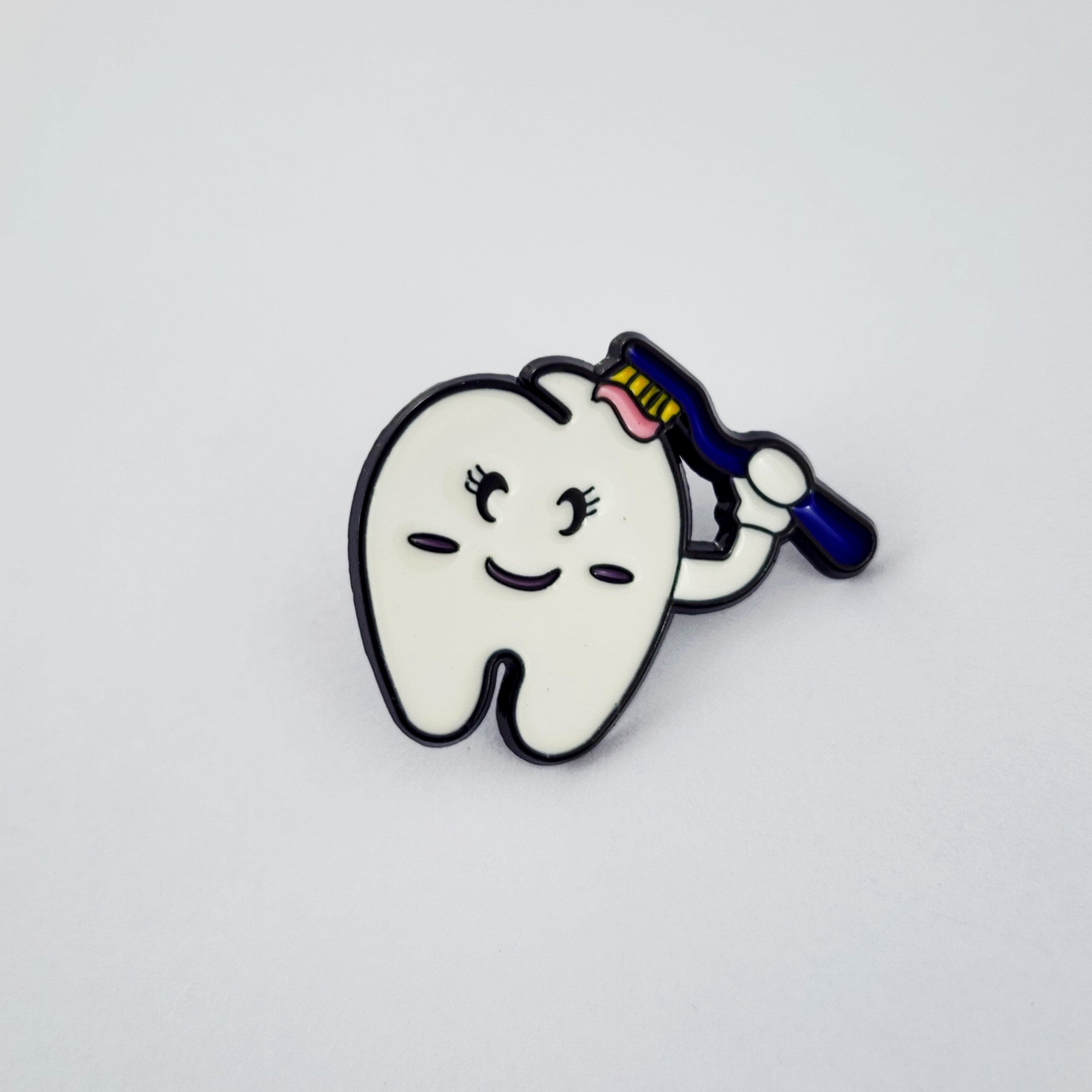 FRESH SMILE PIN