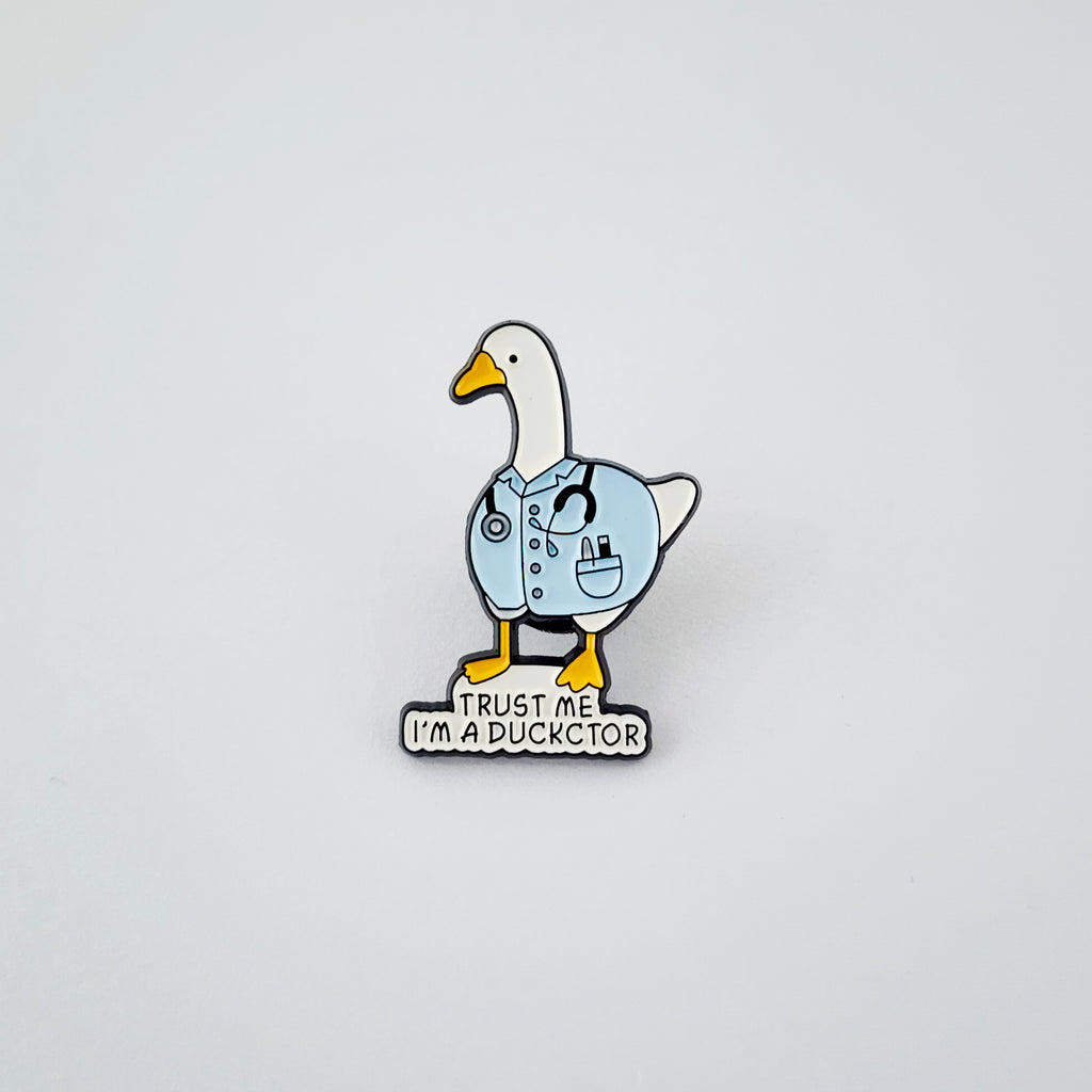 TRUST ME, I'M A DUCKTOR