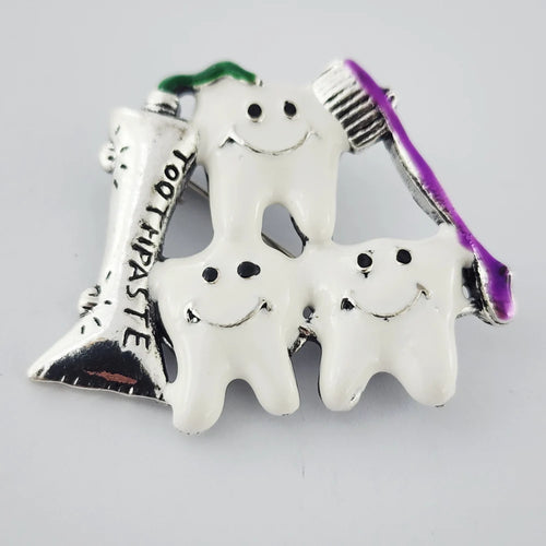 BRIGHT SMILE PIN