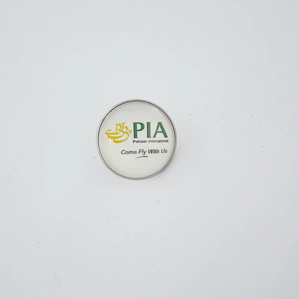 BROOCH - PIA