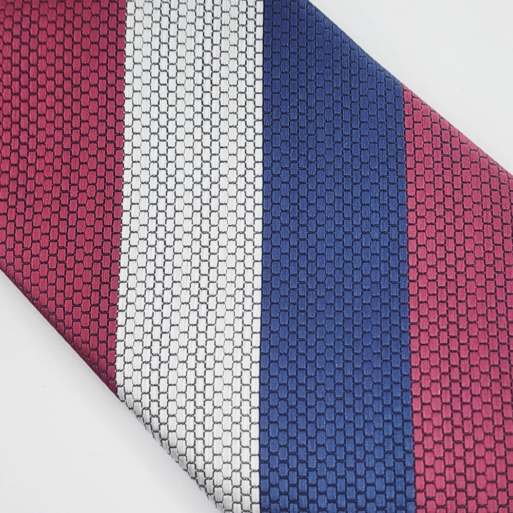 TriStripe