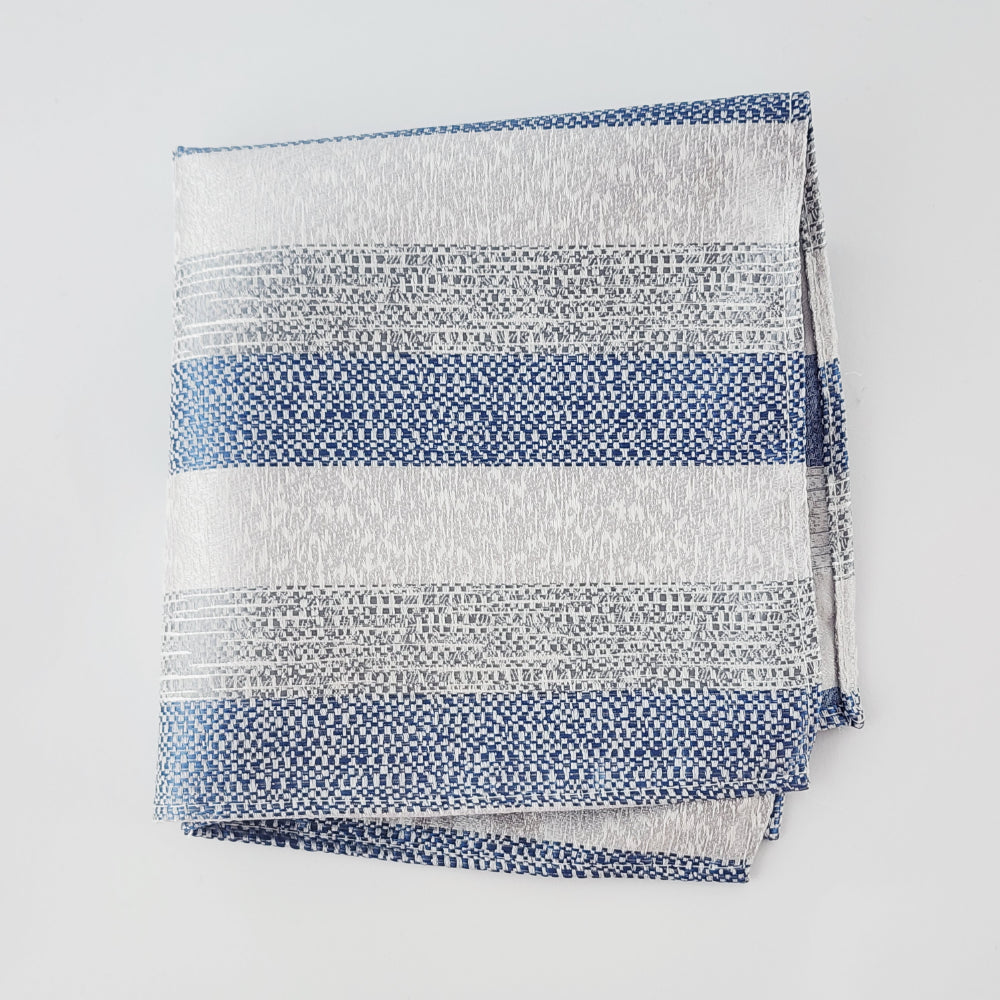 ARCTIC SKY ACCENT POCKETSQUARE