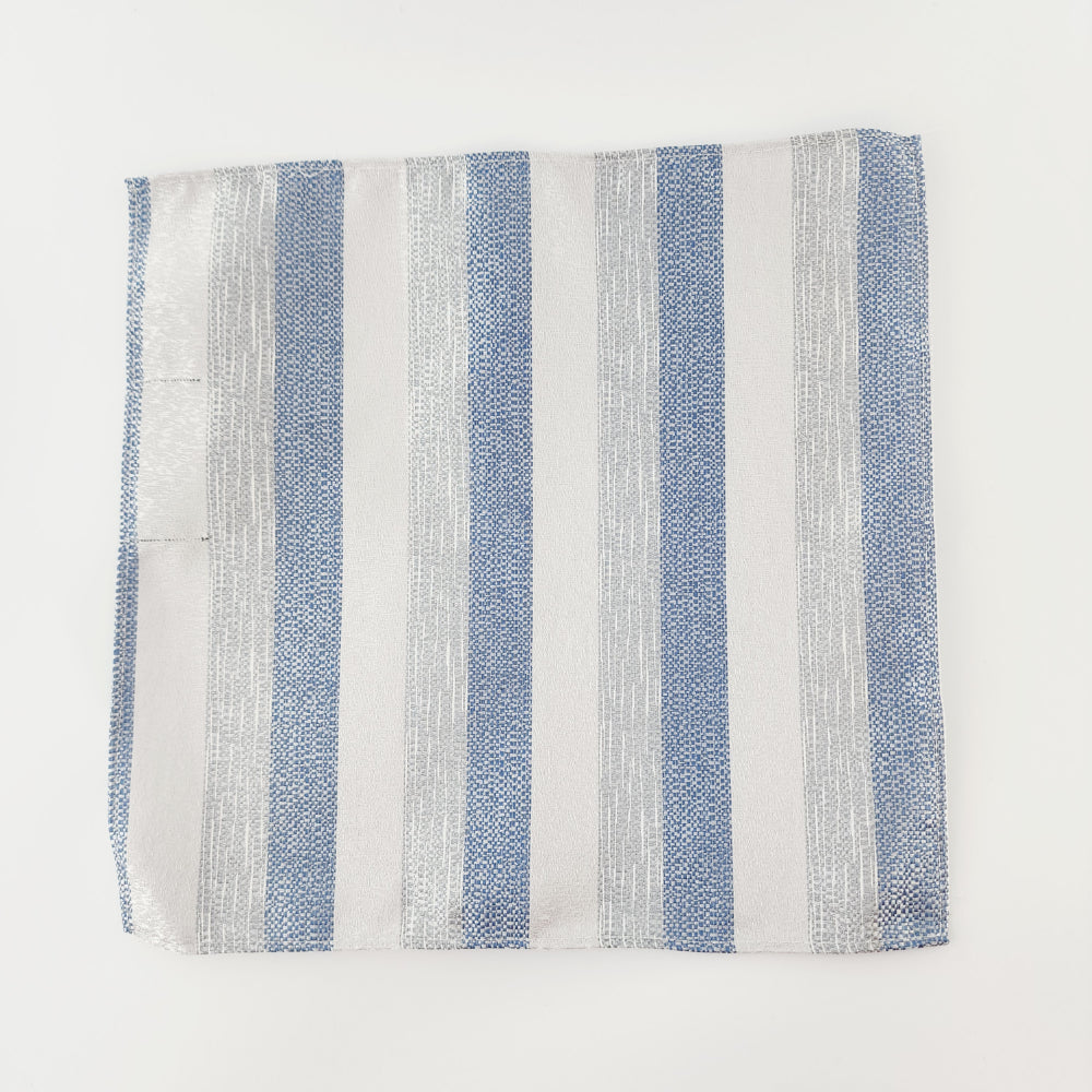 ARCTIC SKY ACCENT POCKETSQUARE