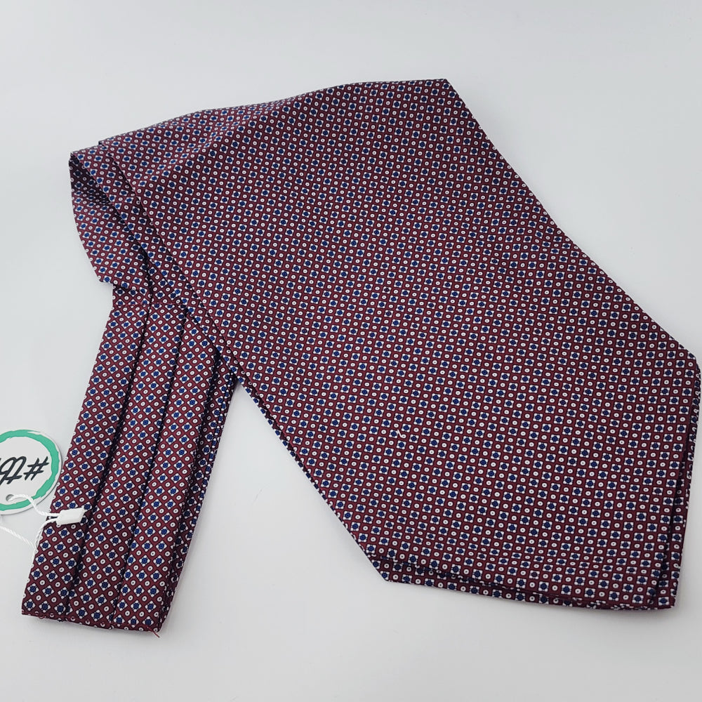 WINE & SAPPHIRE DIAMOND ASCOT