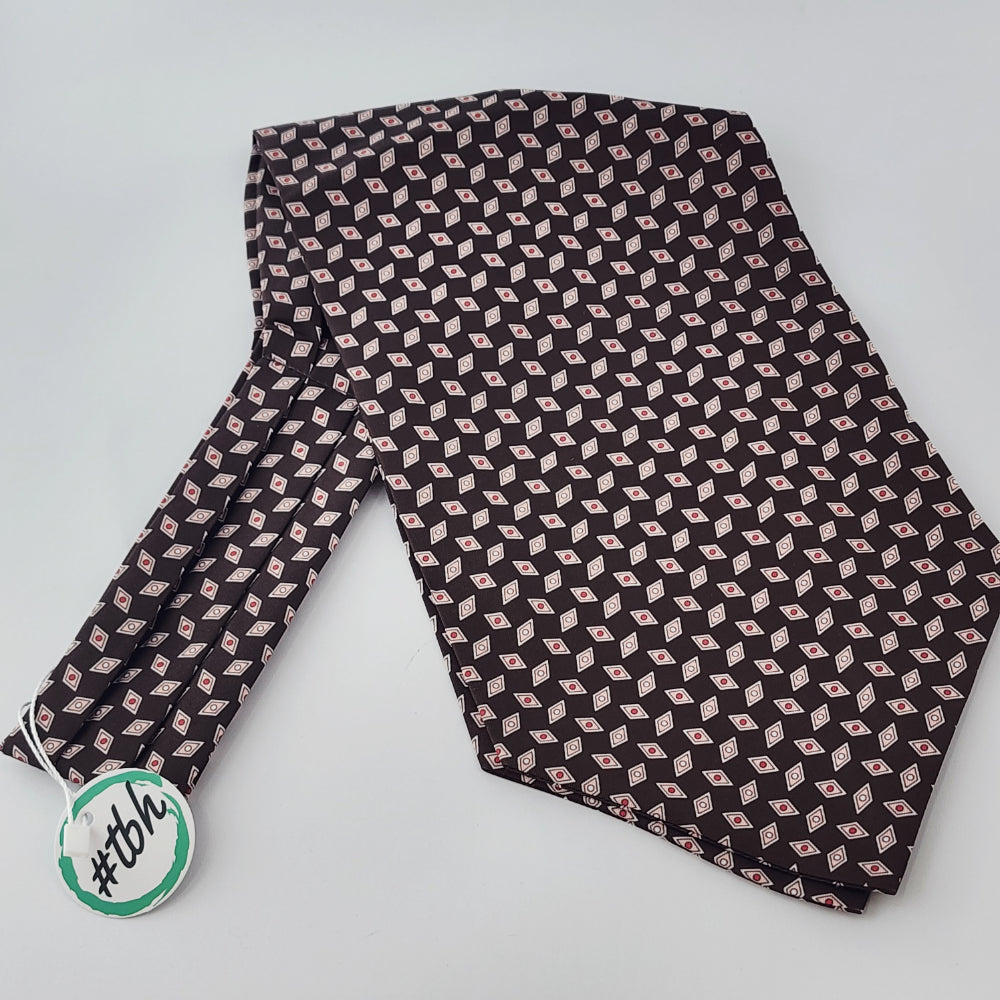 CHESTNUT MEDALLION