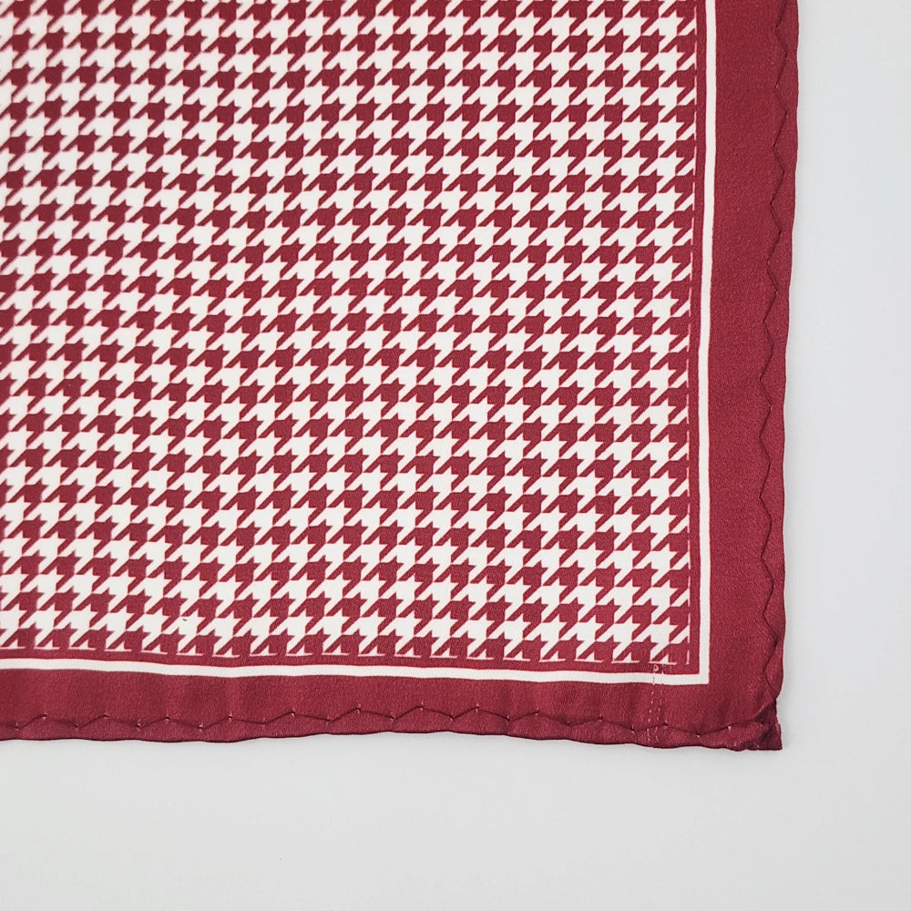 BURGUNDY HOUNDSTOOTH