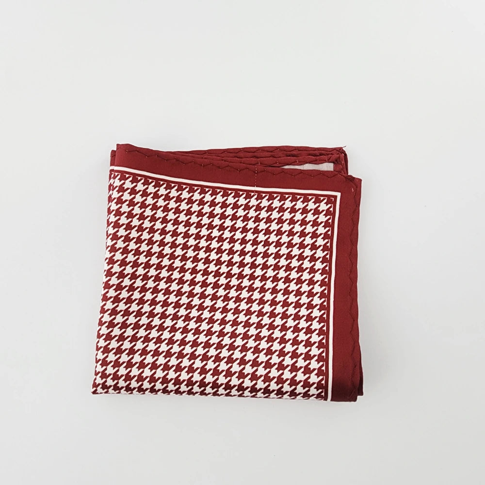 BURGUNDY HOUNDSTOOTH