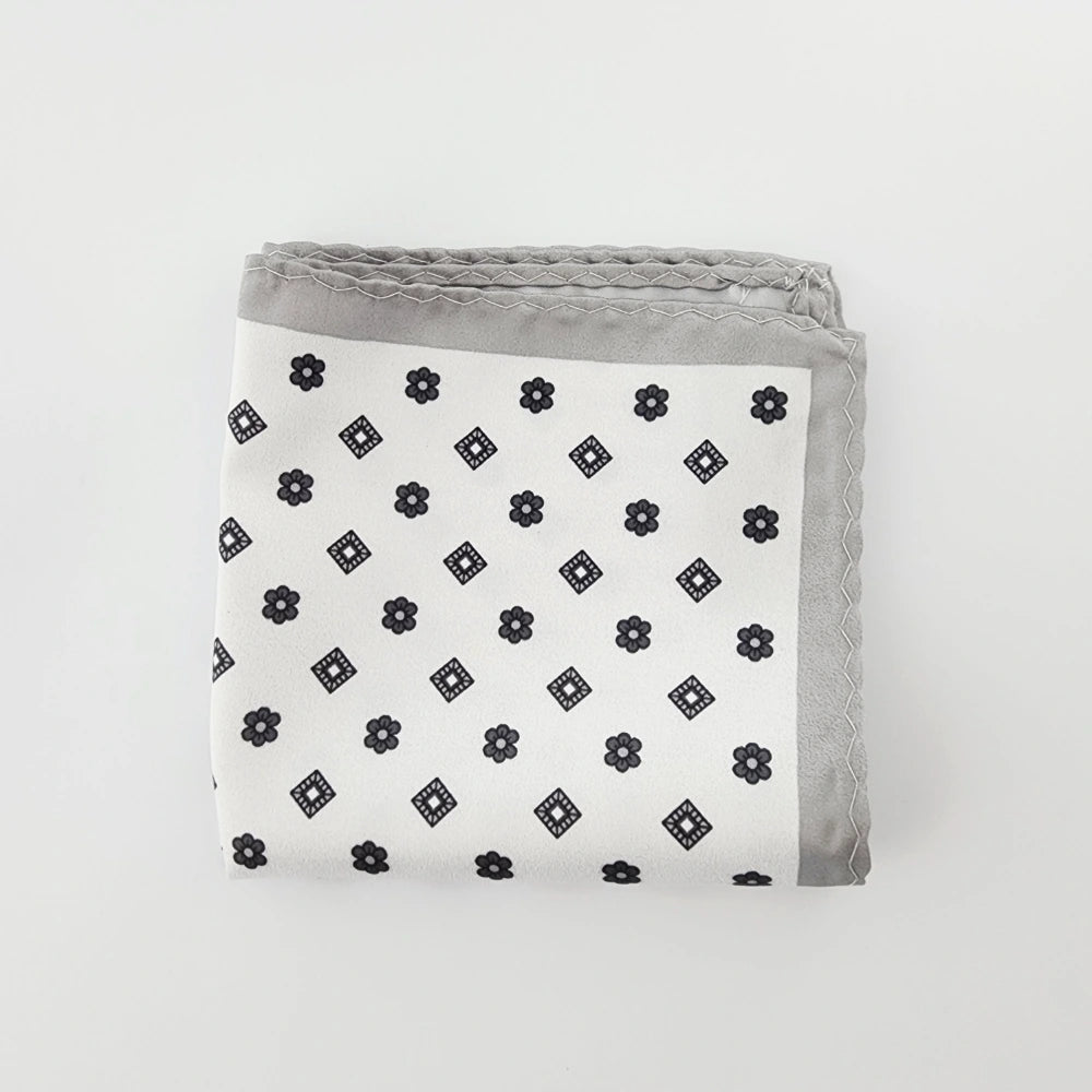 MONOCHROME FLEUR