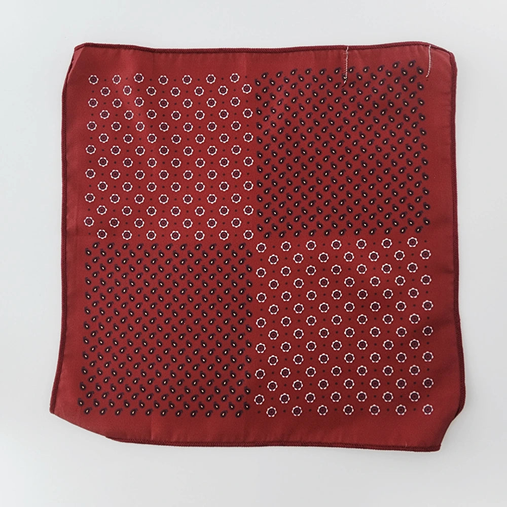 BURGUNDY MOSAIC MEDALLION