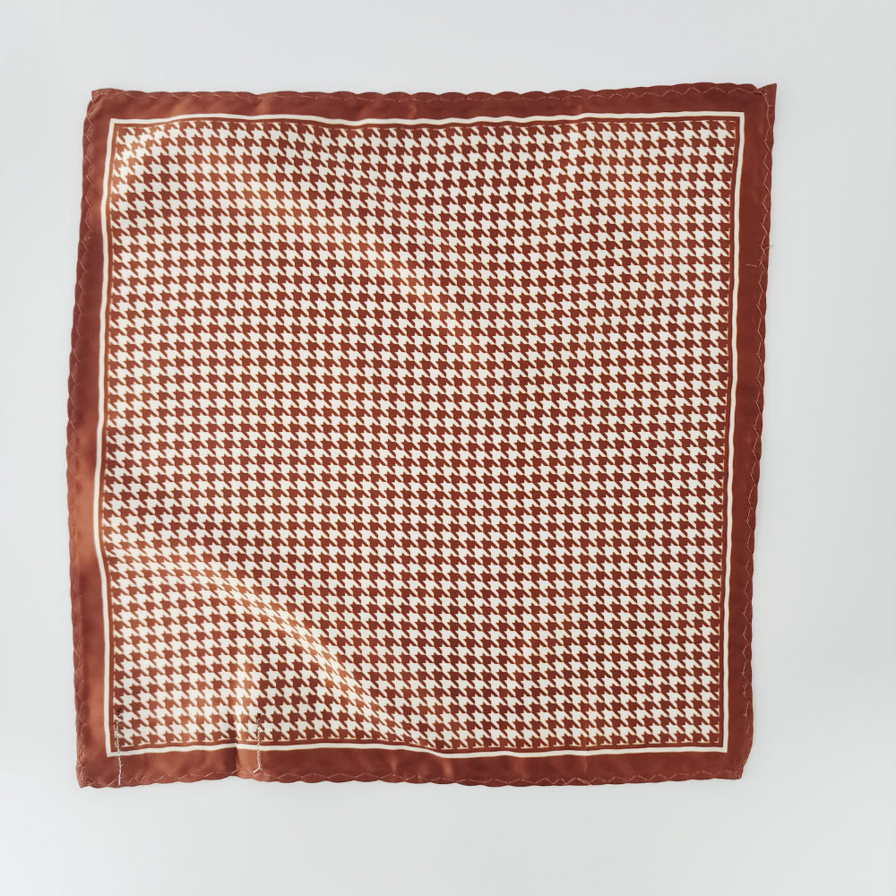 CHESTNUT HOUNDSTOOTH POCKETSQUARE
