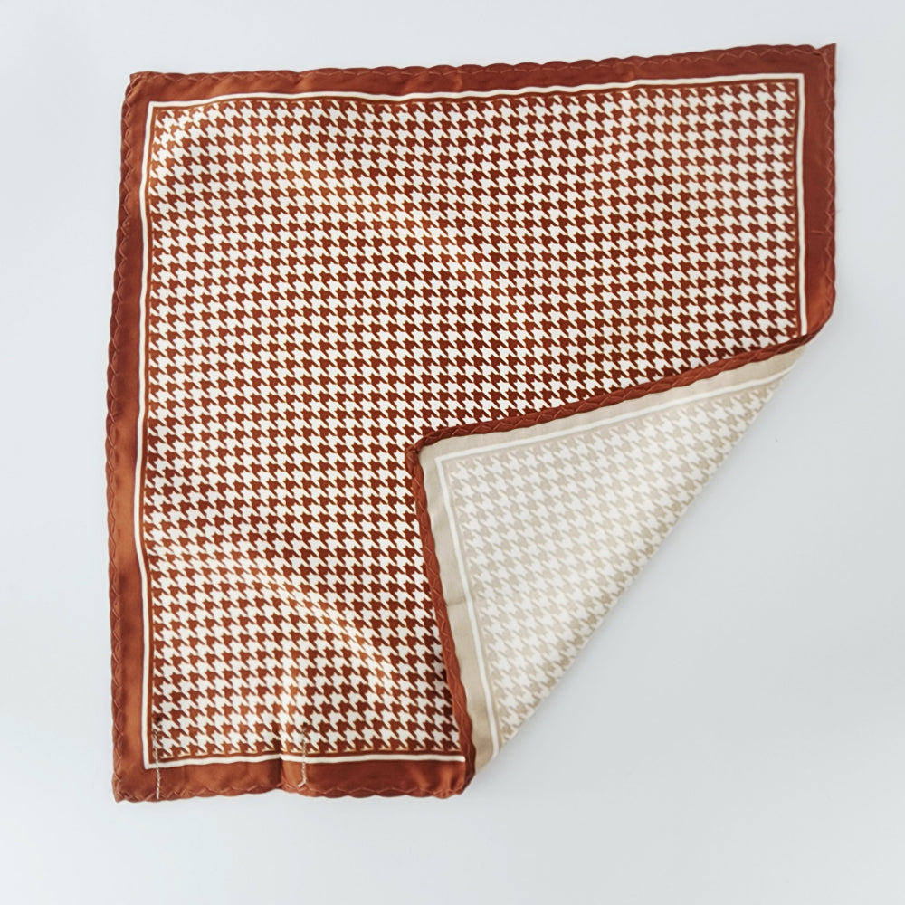 CHESTNUT HOUNDSTOOTH POCKETSQUARE