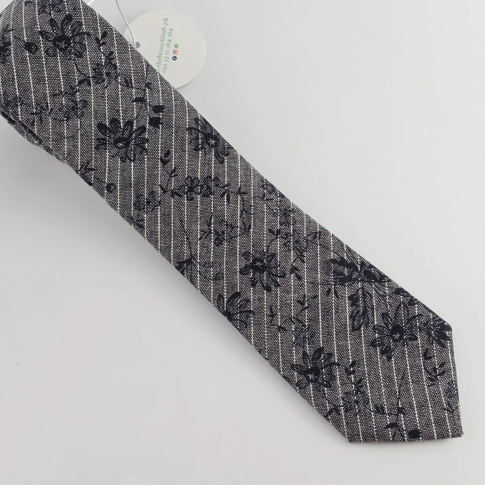 MIDNIGHT BOTANICA WOOL TIE