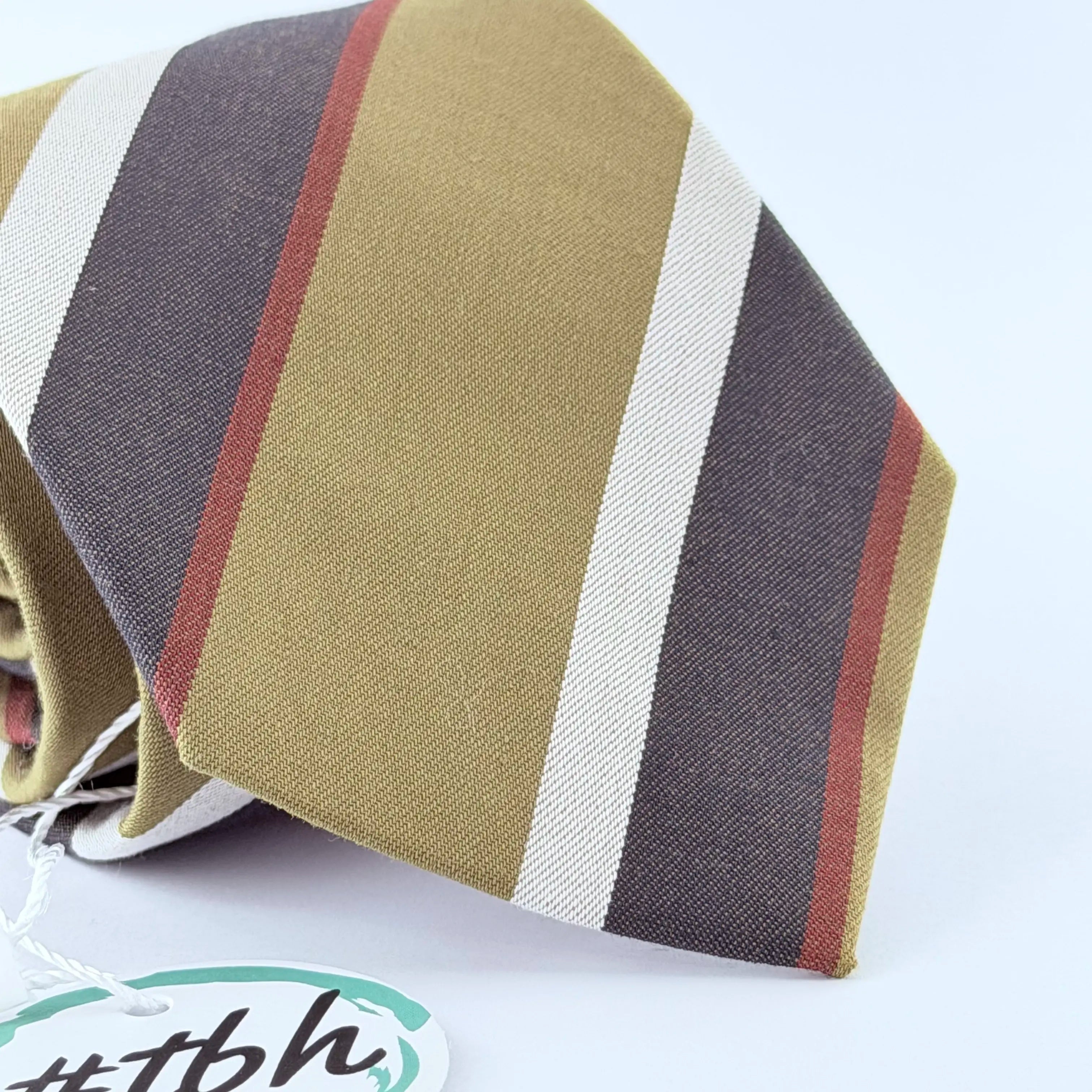 THE DISTINGUISHED TIE