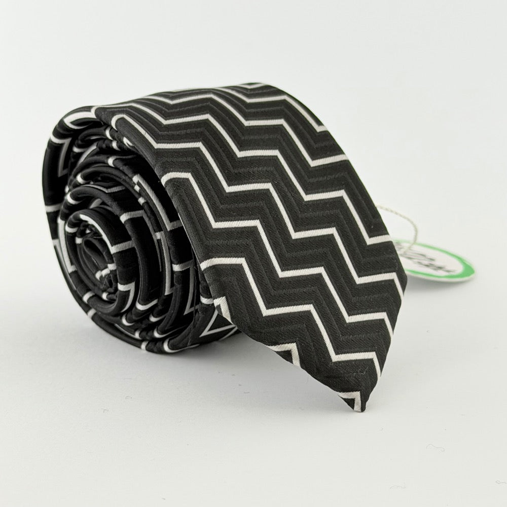 MONOCHROME MOTION TIE