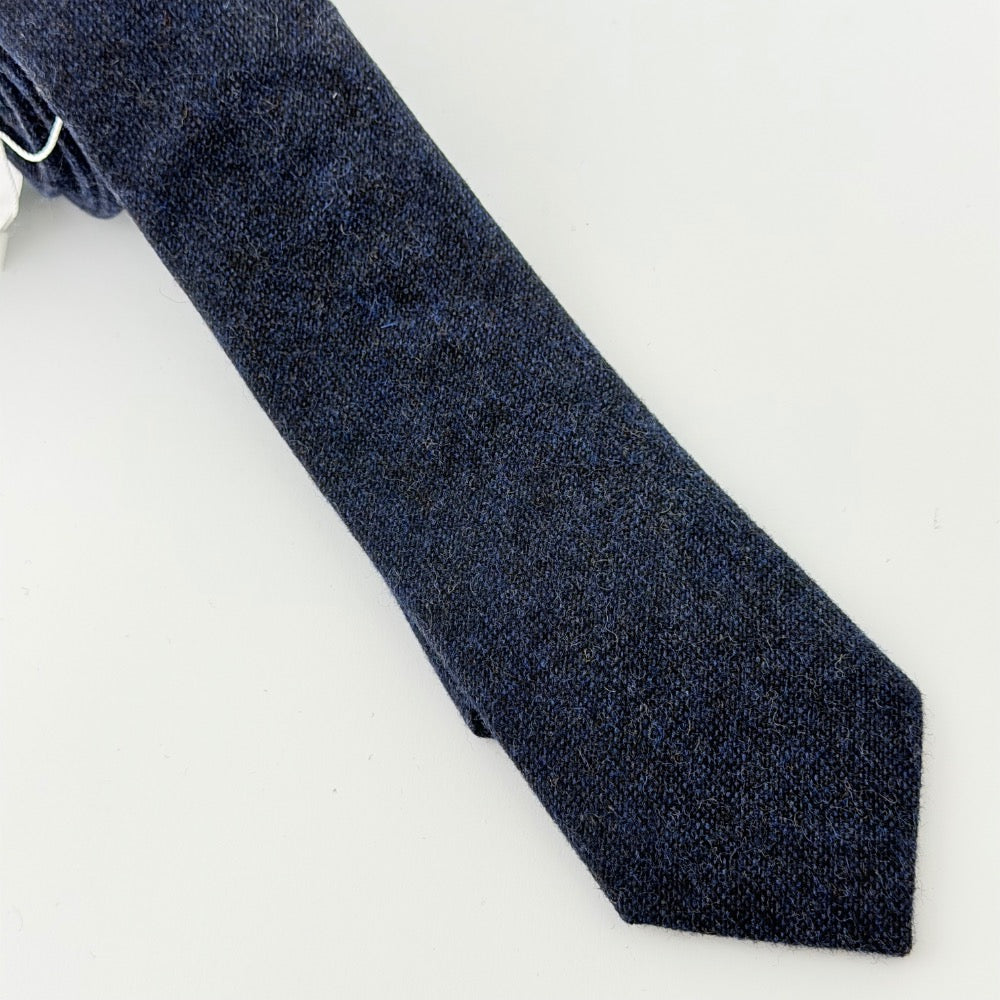 MIDNIGHT NAVY WOOL TIE
