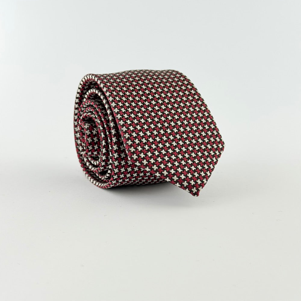 BURGUNDY HOUNDSTOOTH TIE