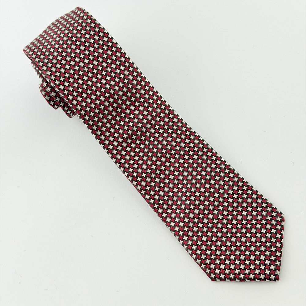 BURGUNDY HOUNDSTOOTH TIE
