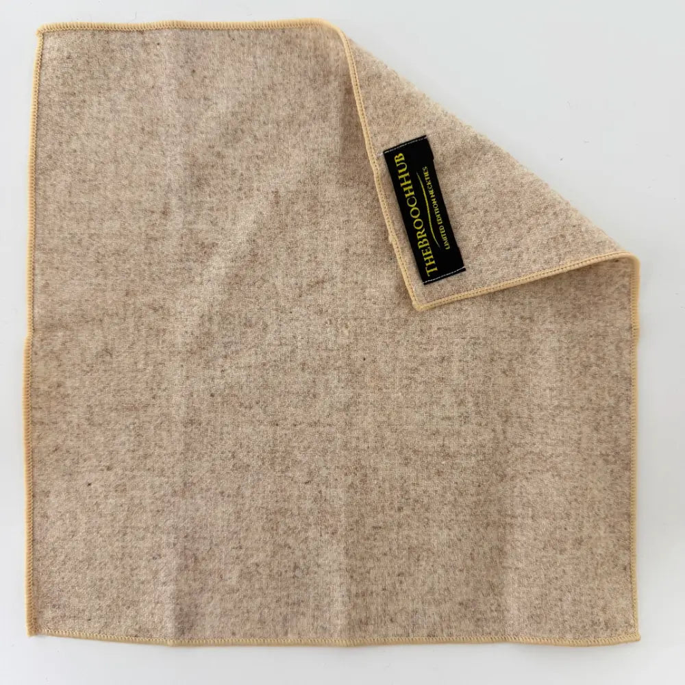 WINTER SAND WOOLEN POCKETSQUARE
