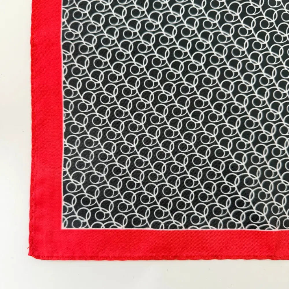 CRIMSON LOOP LUXE POCKETSQUARE