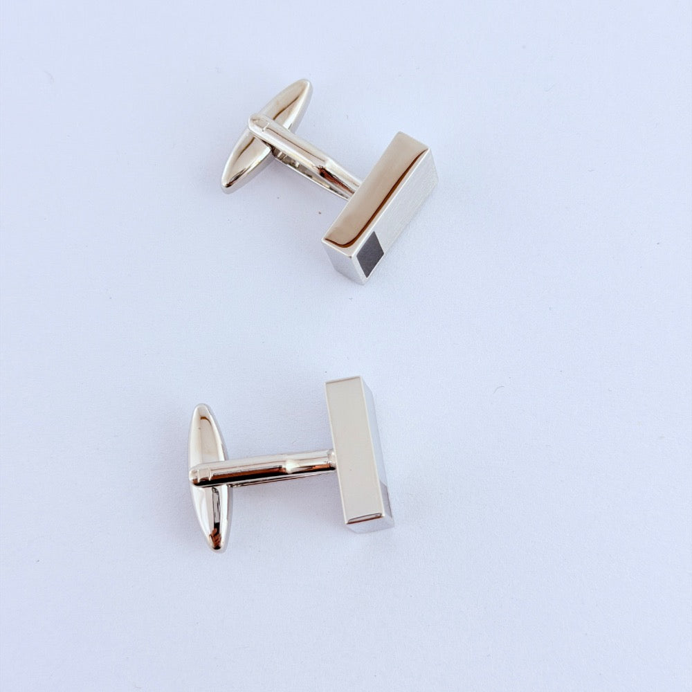 BLACK CREST CUFFLINKS
